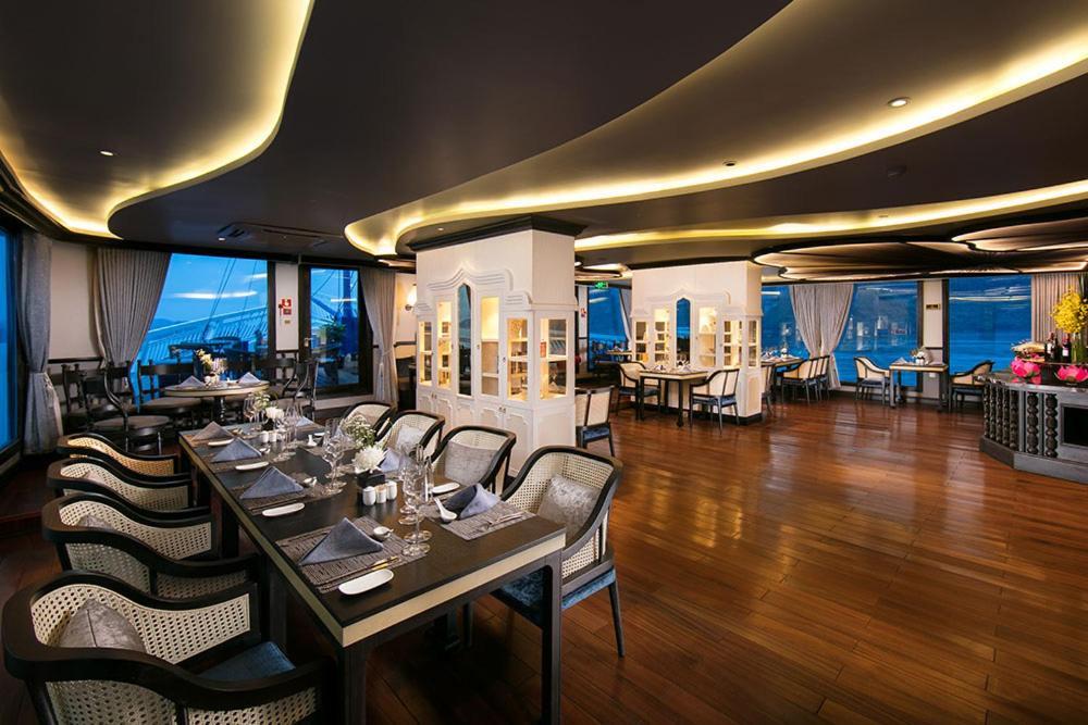 Отель Lapinta Luxury Cruises Халонг Экстерьер фото